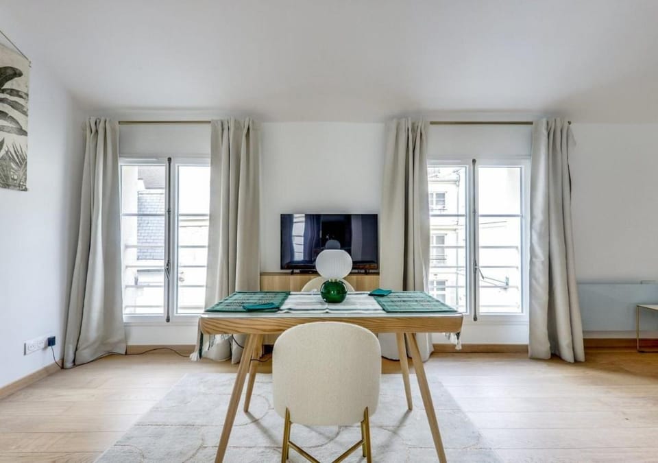Sur un nuage - Calme & Rénové - by Mon Petit Faré Apartment in Paris
