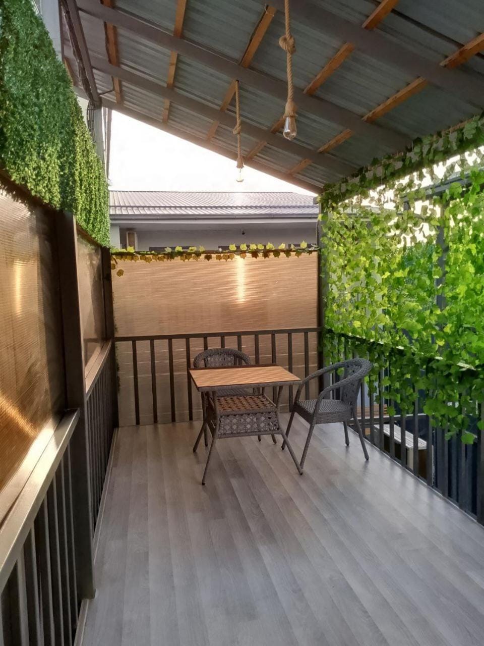 Day, Balcony/Terrace