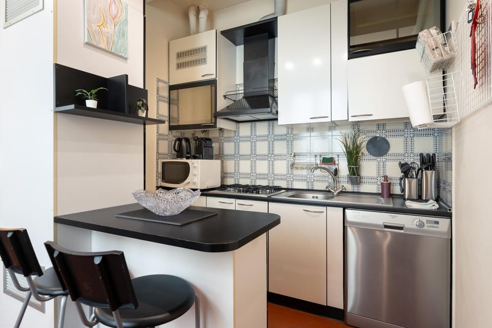 Kitchen or kitchenette