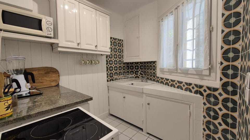 Rose Apartment in Le Lavandou