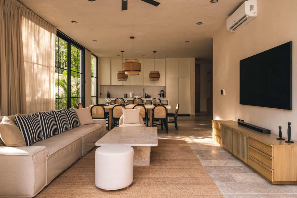 TV and multimedia, Living room, air conditioner