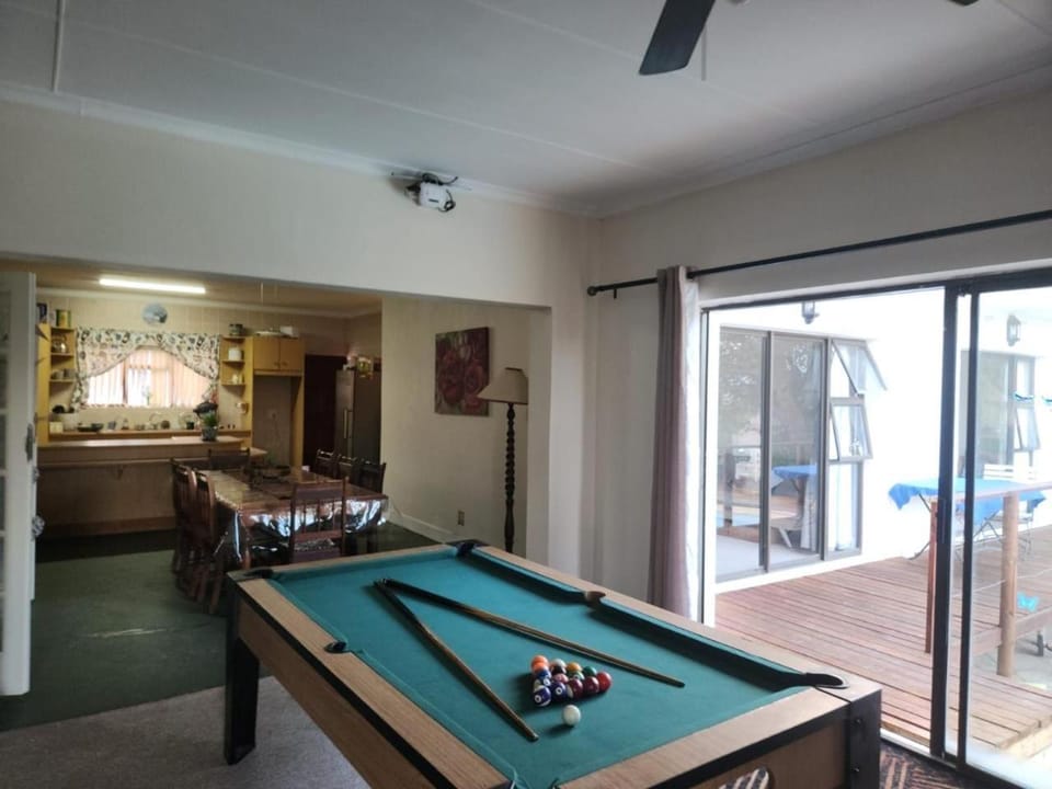 Nineve Retreat Hoekwil Villa in Western Cape