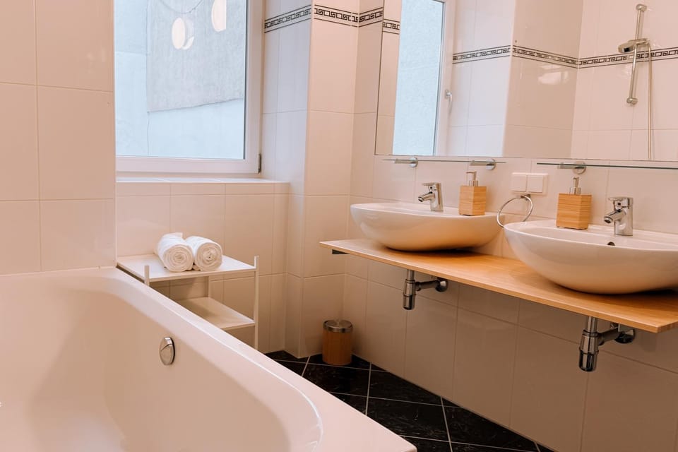Bathroom, Bath
