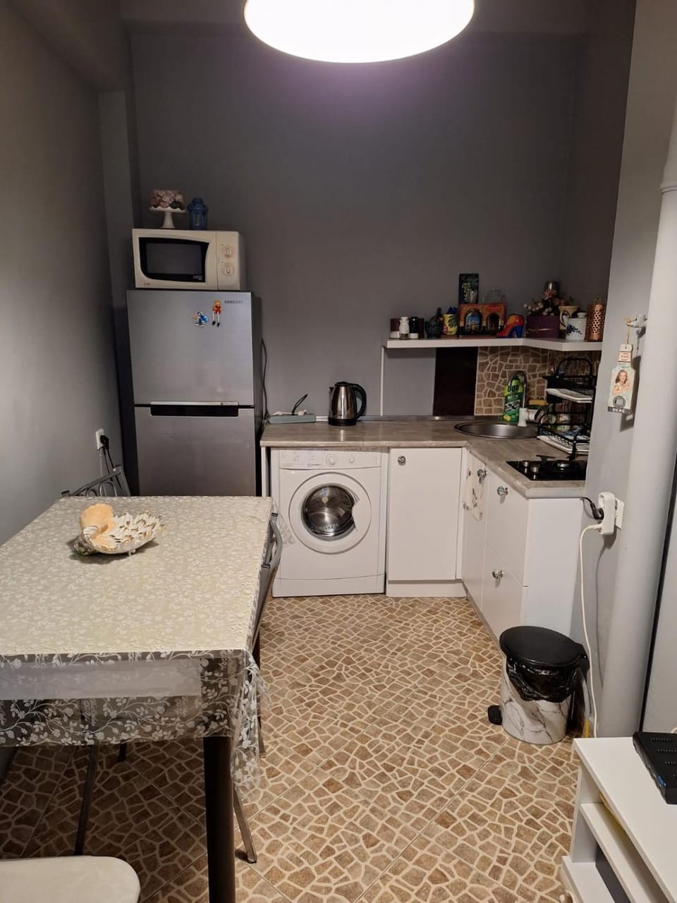 Kitchen or kitchenette