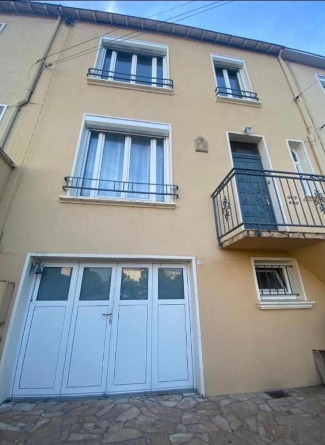 Chambre double 10 min du circuit Apartment in Le Mans
