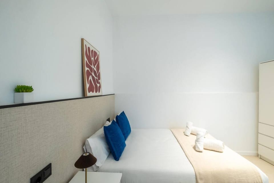 Apt new Mestalla | jacuzzi | billar | ping pong Apartment in Valencia