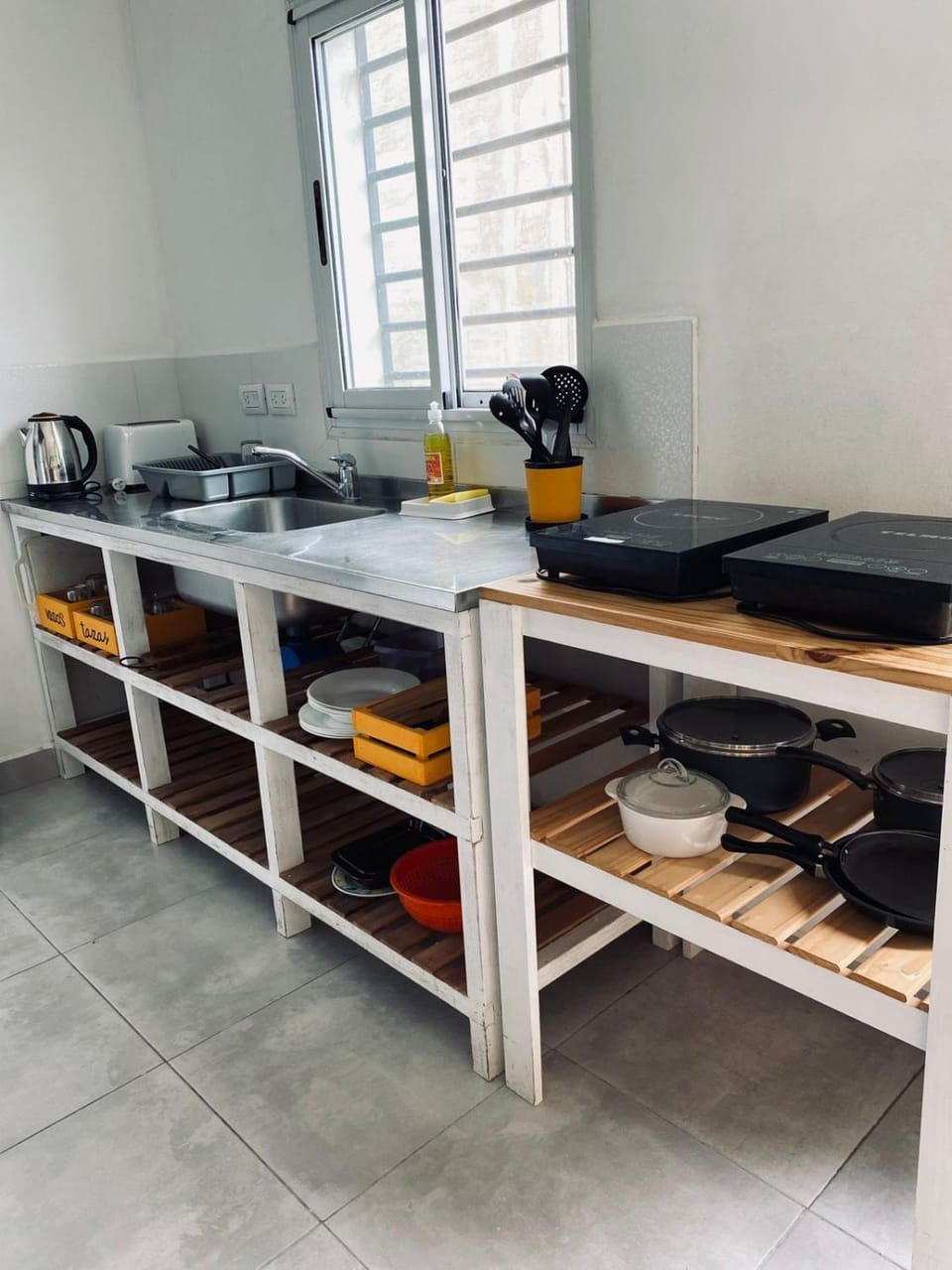 Kitchen or kitchenette