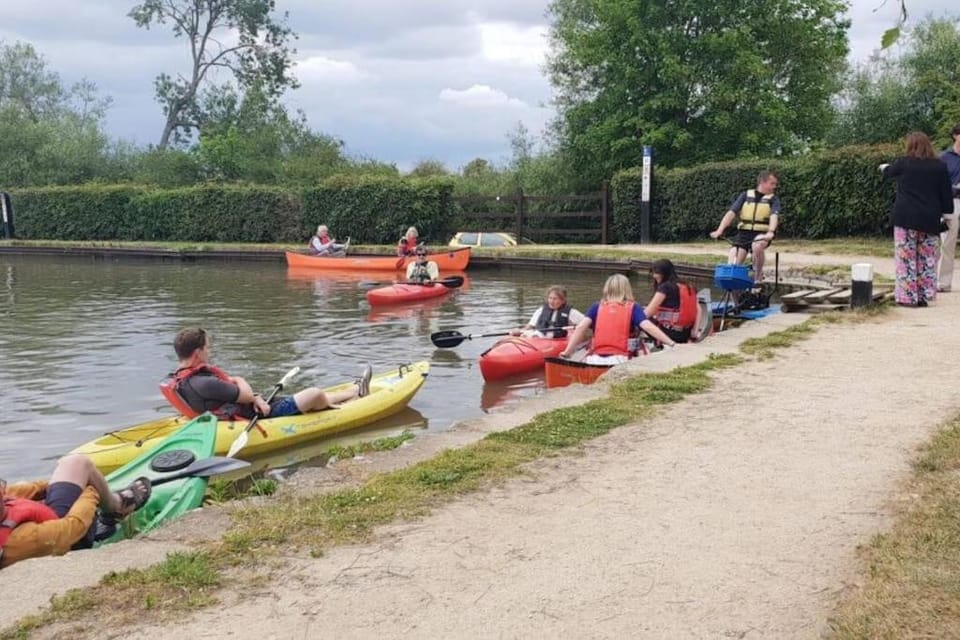 Day, People, Natural landscape, Activities, Lake view, River view, group of guests
