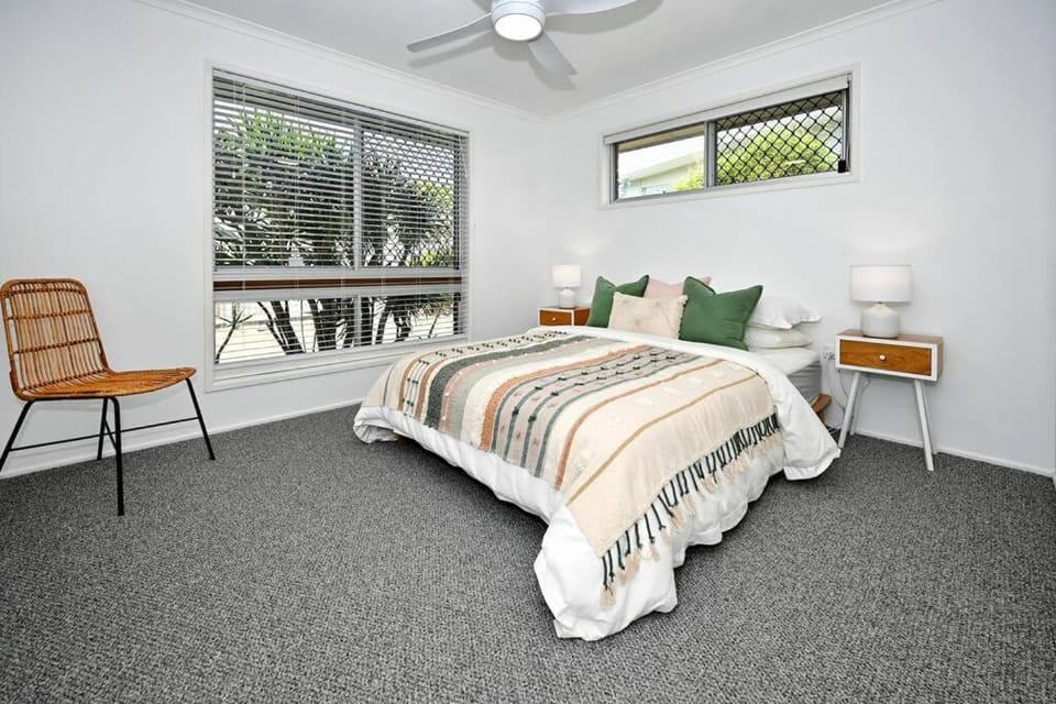 Poppy's Beach House House in Sunshine Coast