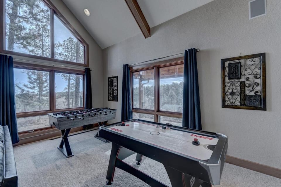 Black Hills Nature Retreat, Centrally Located House in Pennington County