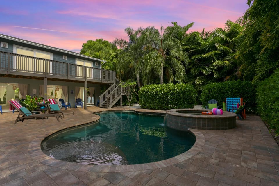 Family Paradise with Pool in Crystal Beach House in Crystal Beach