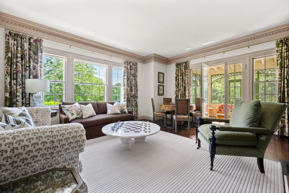 BostonArea Executive Estate for 31 Days w Pool House in Dedham