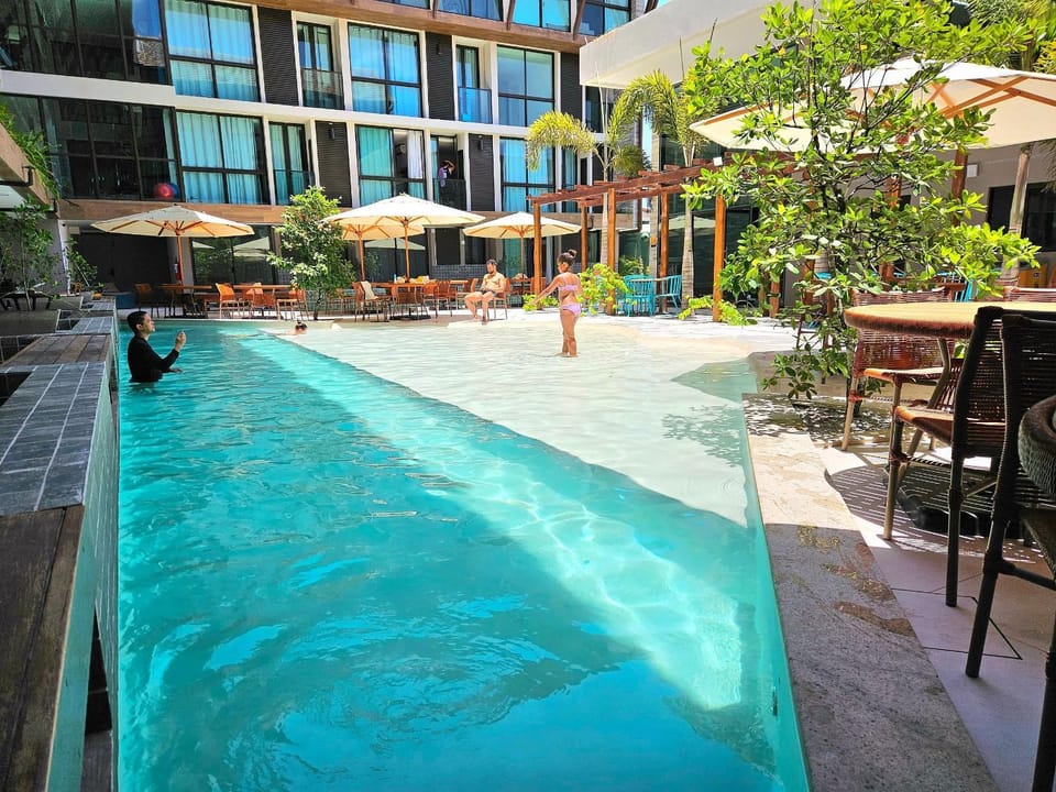 Swimming pool