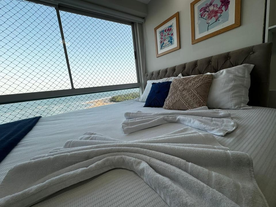 Bed, Natural landscape, Bedroom, Sea view, towels