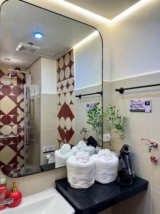 Prime End Sunset View Unit in Makati Apartment in Pasay