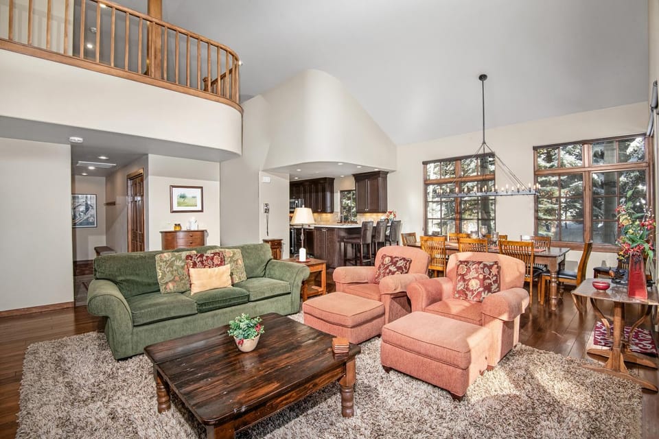 Enclave 134 home House in Avon