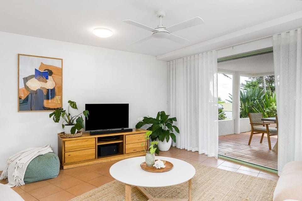 Apartment 2 Surfside Apartment in Byron Bay