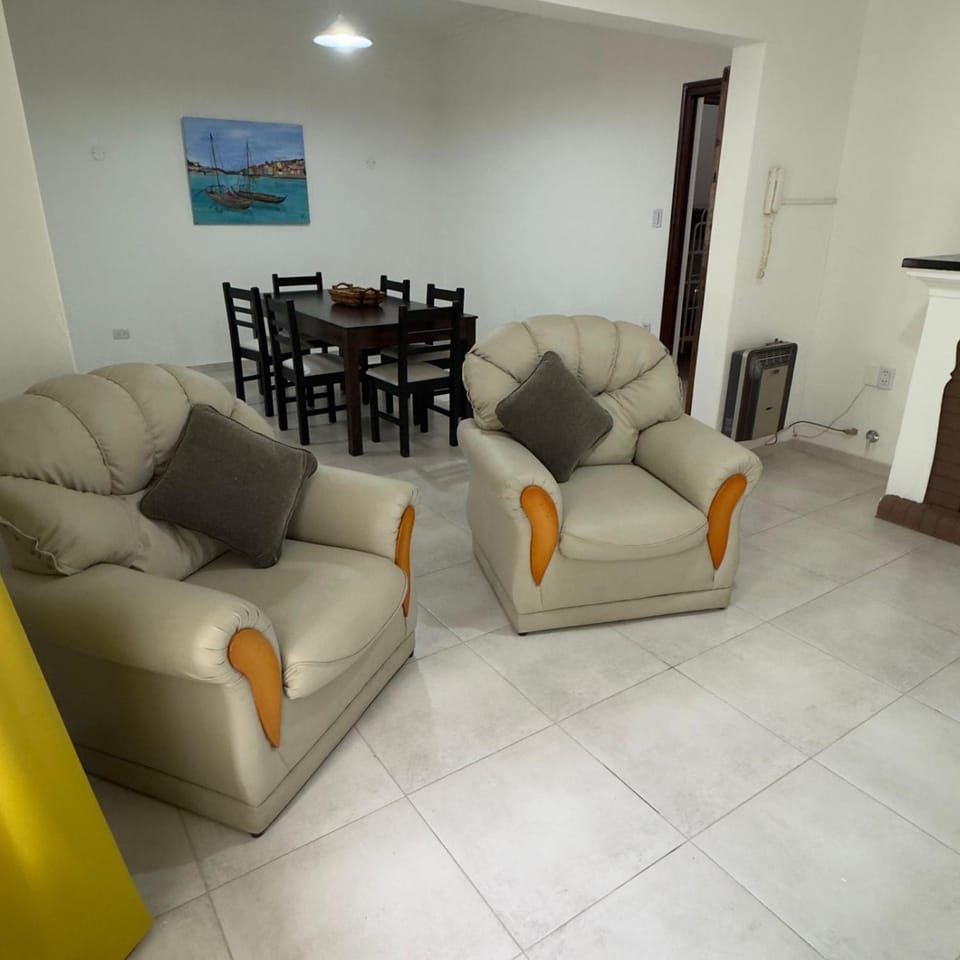 TV and multimedia, Living room, Dining area, air conditioner