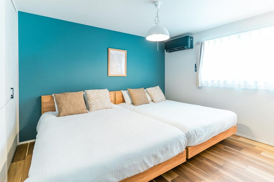 Bed, Bedroom, air conditioner
