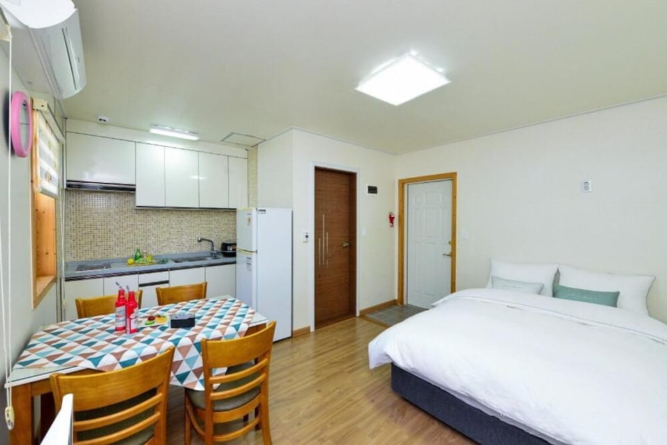 Hwacheon Tomato Pension Bed and Breakfast in Gyeonggi-do