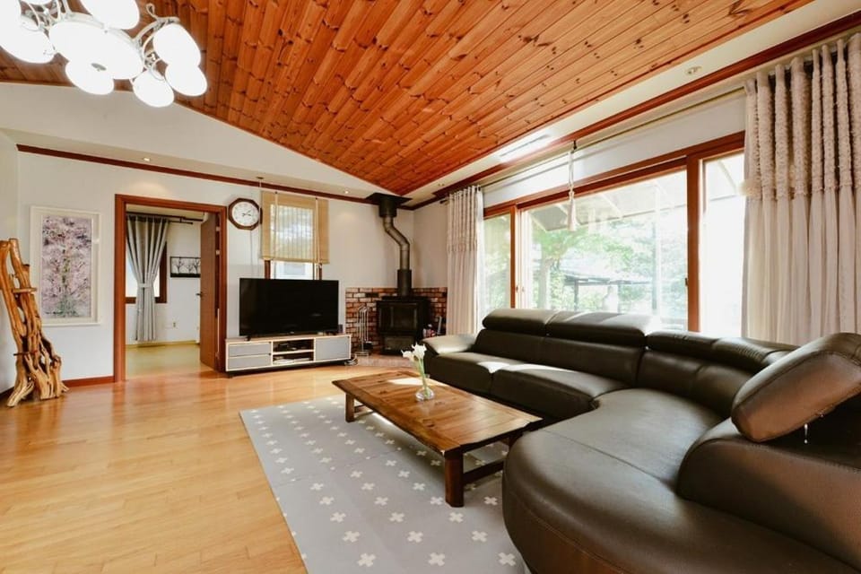 Giltara HaengWoon Pension House in Gyeonggi-do