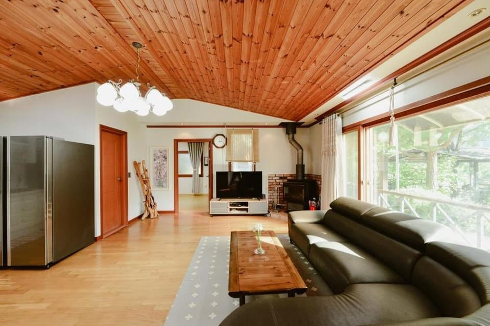 Giltara HaengWoon Pension House in Gyeonggi-do