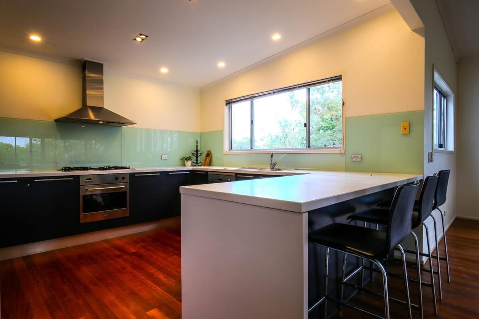 4 Coolberry Court - Rainbow Beach. Swimming pool House in Rainbow Beach