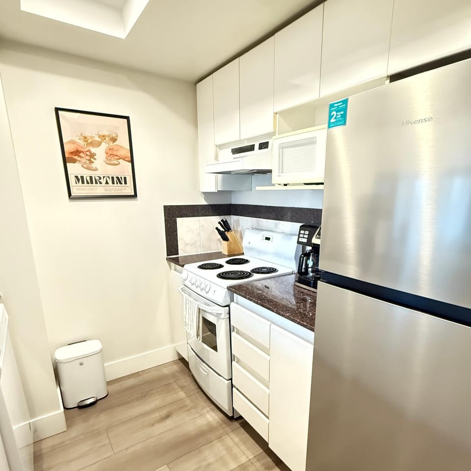 Kitchen or kitchenette, kitchen