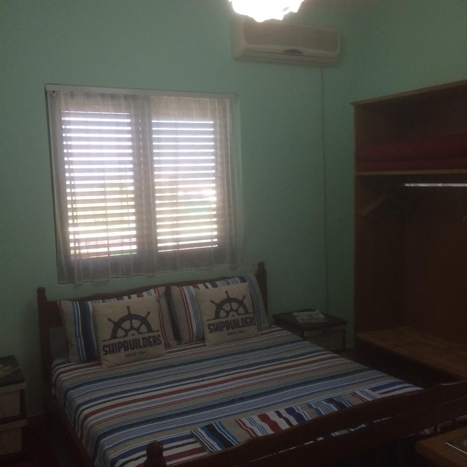 H and H Guesthouse Bed and Breakfast in Montenegro