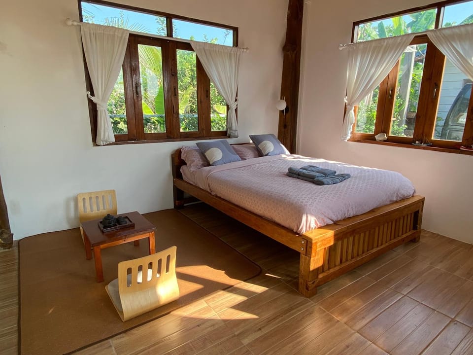 บ้านมิยากาวา Bed and Breakfast in Thailand