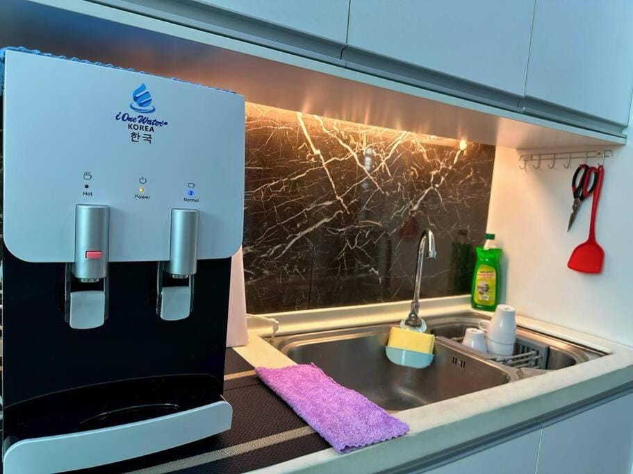Private Pool Home 15 Pax Mount Austin JB House in Johor Bahru