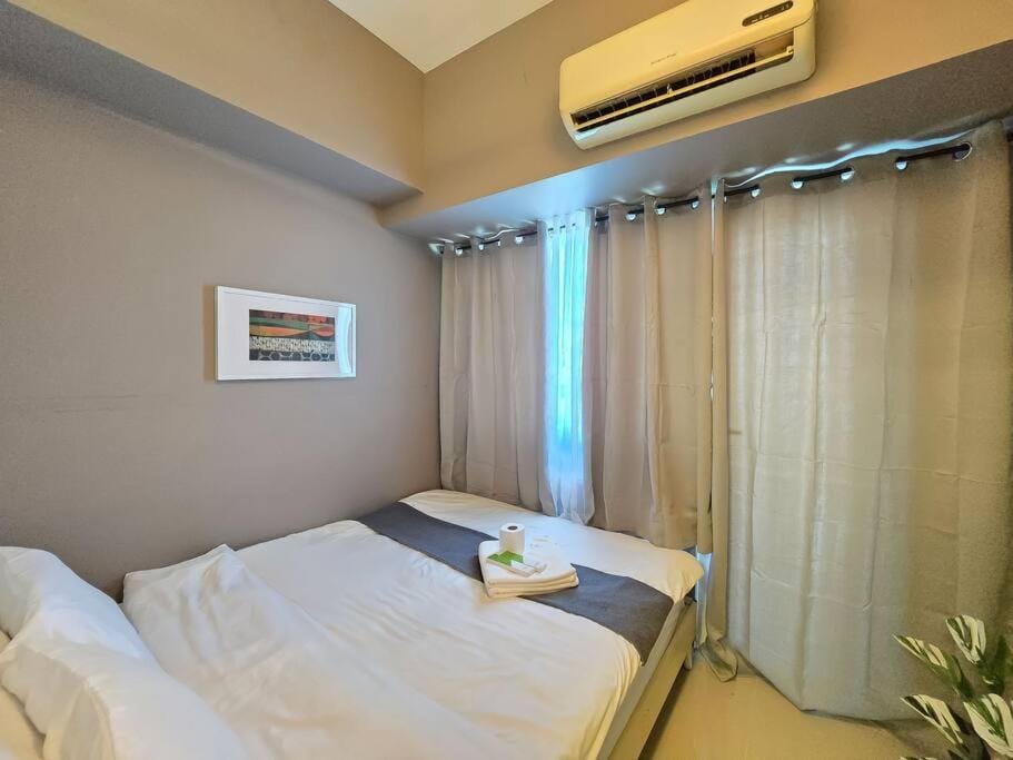 1BR Condotel with Balcony at SM Light Residences #LT10 Apartment in Mandaluyong