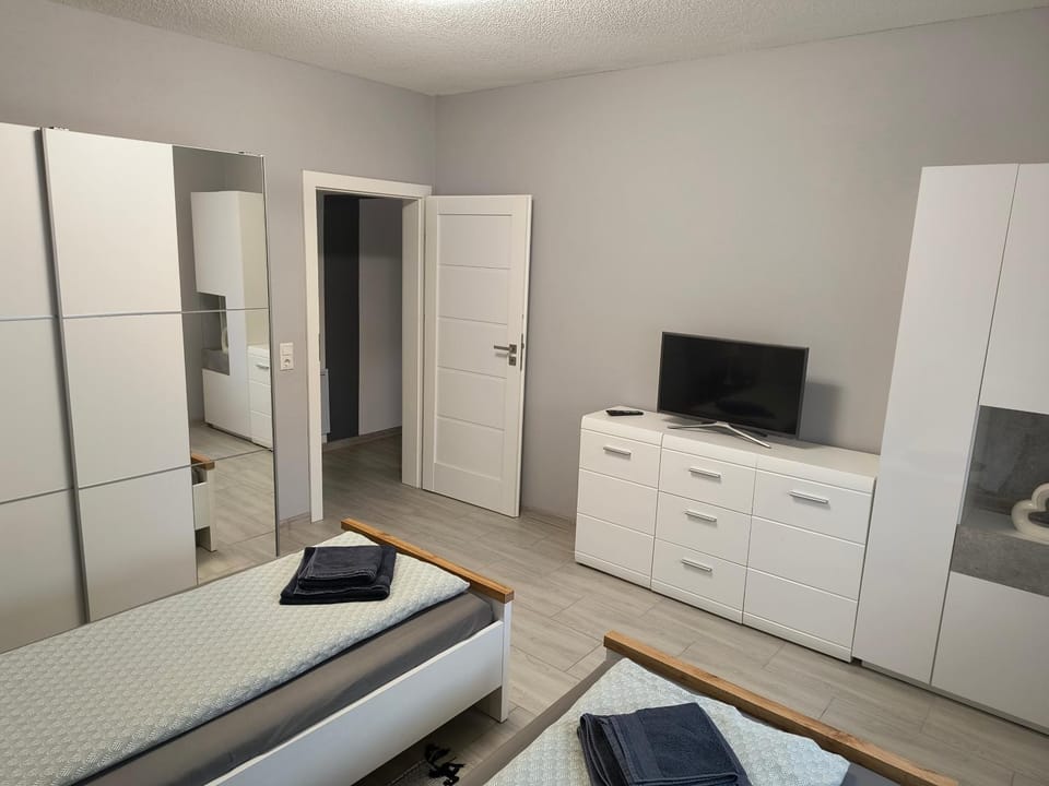 TV and multimedia, Bedroom