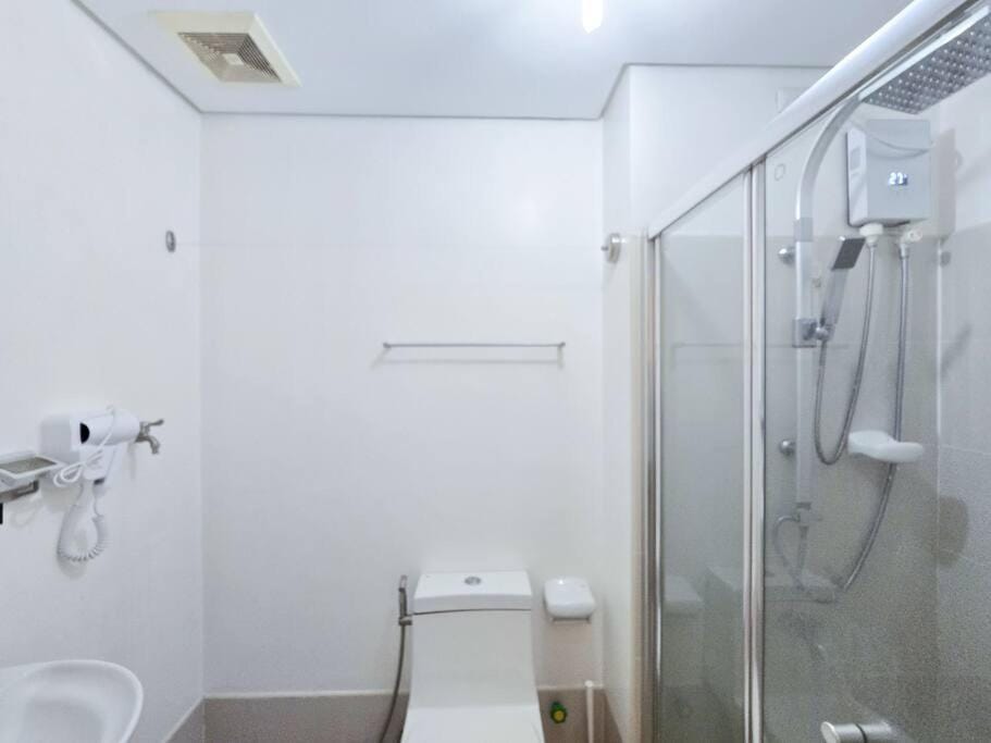 1BR Condotel with Balcony at SM Light Residences #LT11 Apartment in Mandaluyong