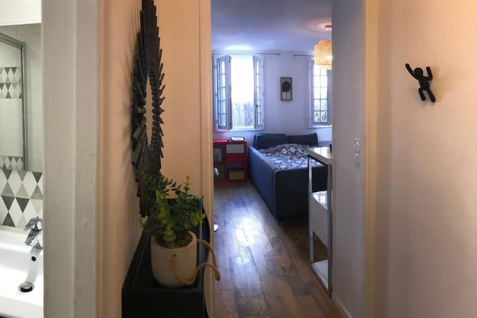 Appart Terrasse Centre ville Parking facile Apartment in Bourgogne-Franche-Comté