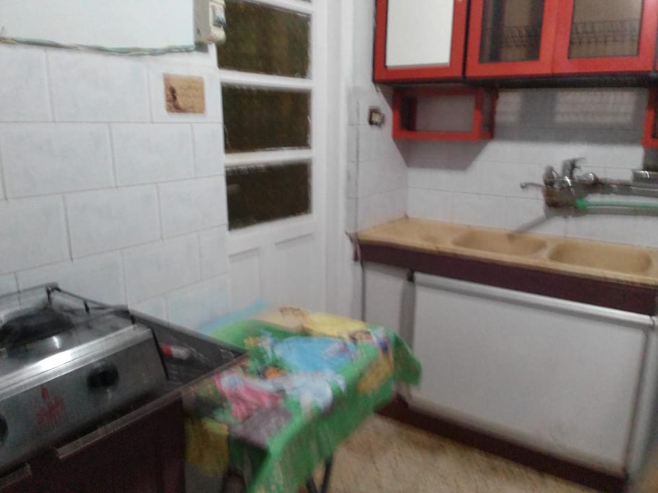 35 كامب شيزار ادفو استديوغرفةبحمام خاص ومطبخ صغير Hostel in Alexandria
