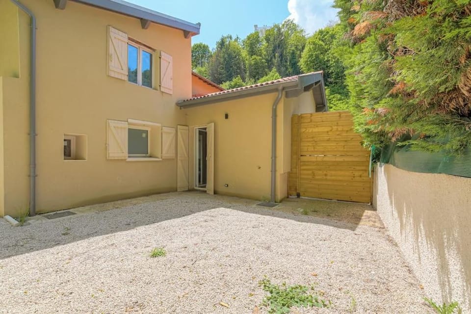 T2 neuf proche Lyon, St-Didier-au-Mont-d'Or Apartment in Lyon