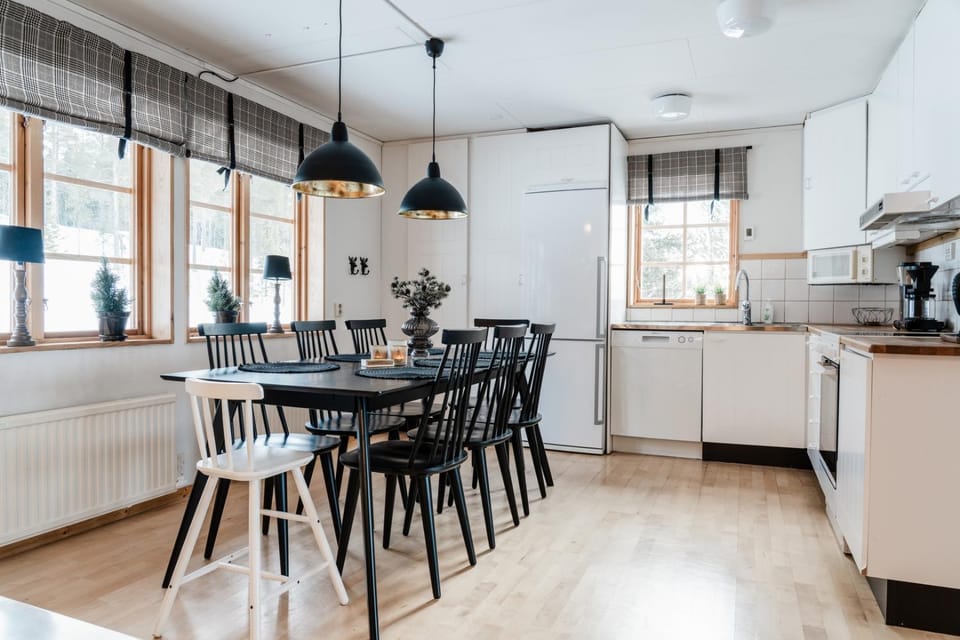 Ski-in/Ski-out | Wi-Fi | Sauna | Terrace | Stove House in Sweden
