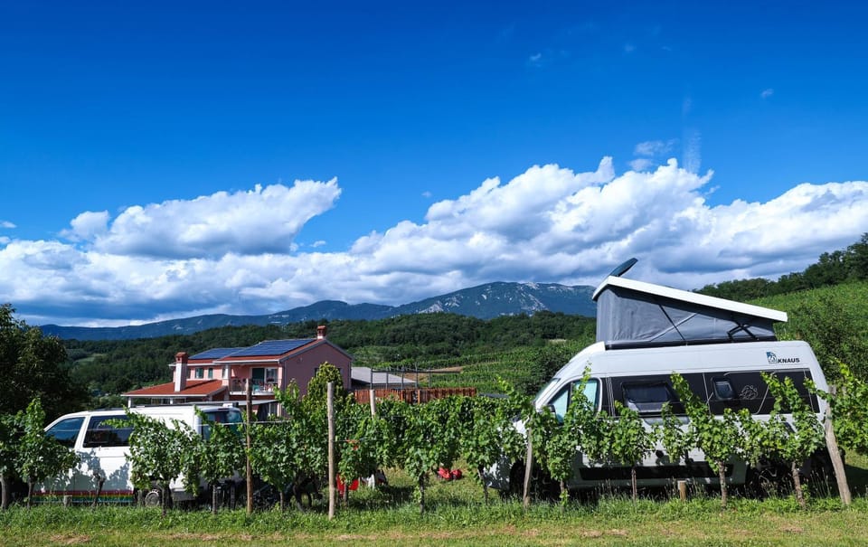 Property building, Natural landscape, Mountain view