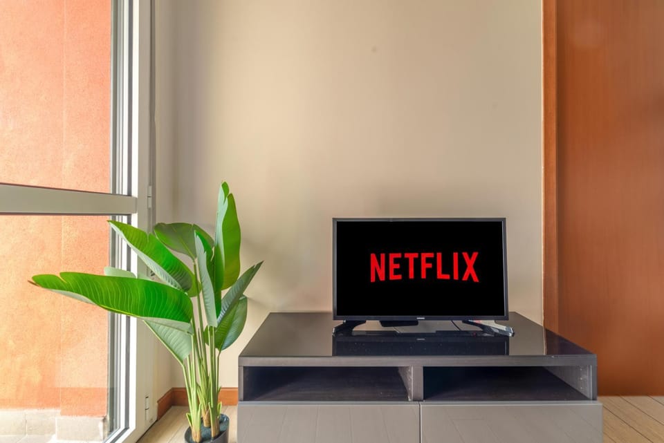 Communal lounge/ TV room, TV and multimedia