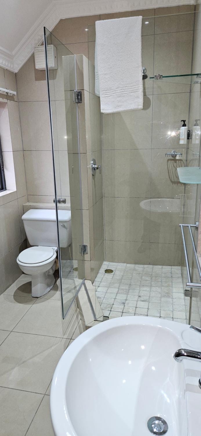 Toilet, Bathroom, Bath