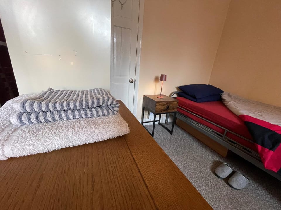 Single room 10 minutes to Central London Vacation rental in London
