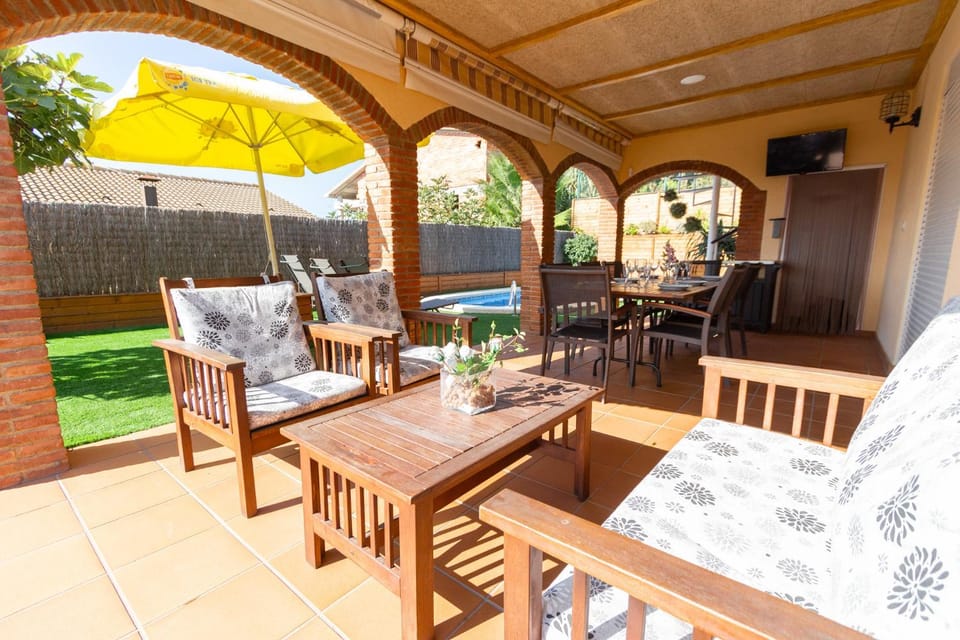 Patio, Garden, Garden view