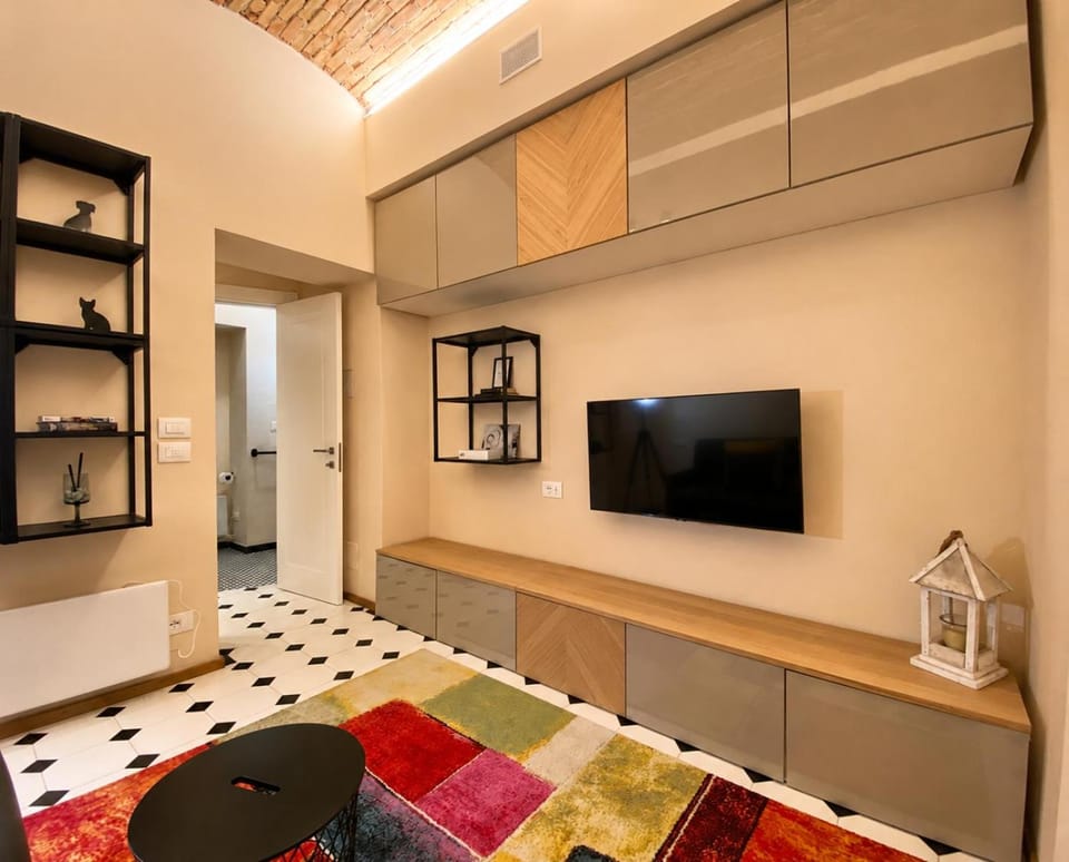 TV and multimedia, Photo of the whole room, Bedroom, towels