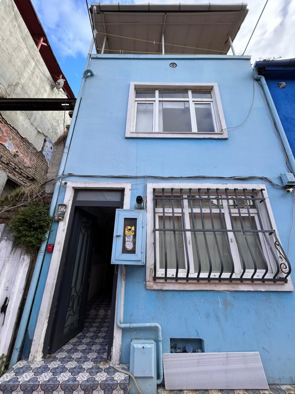 Property building, Facade/entrance