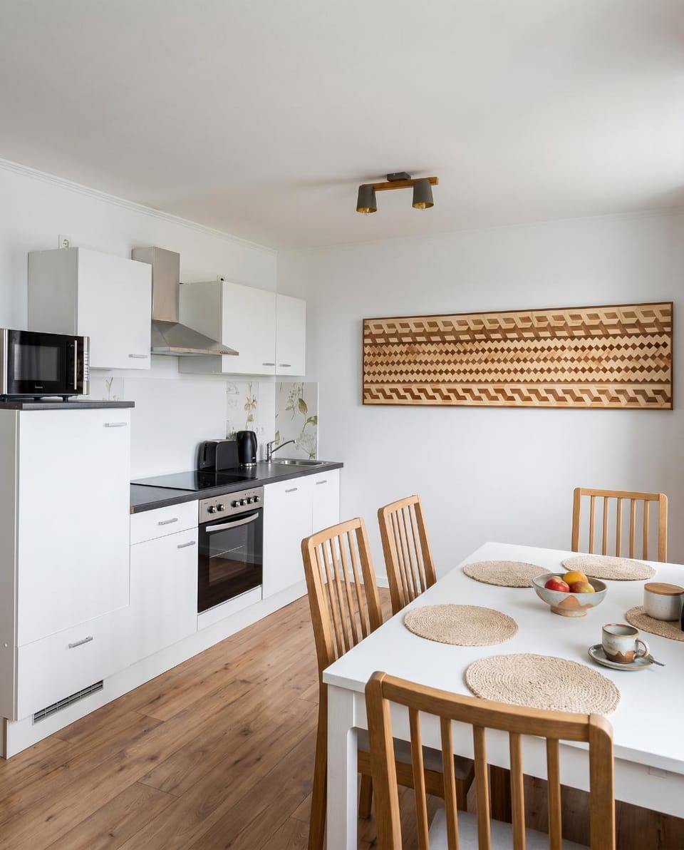 Coffee/tea facilities, Kitchen or kitchenette, Food and drinks, Dining area, Food, dishwasher, oven, stove, toaster