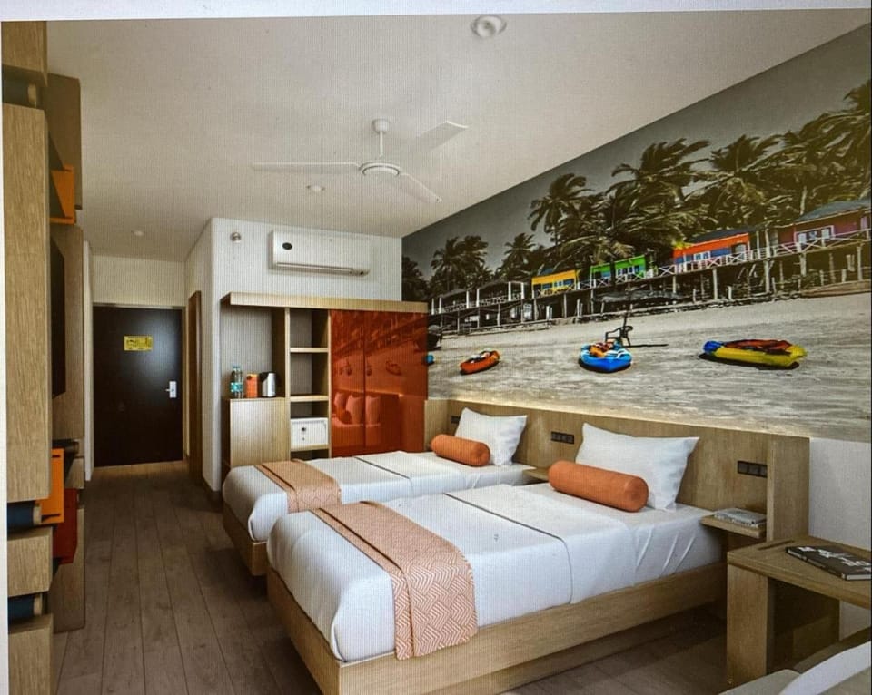 Bed, Living room, Bedroom