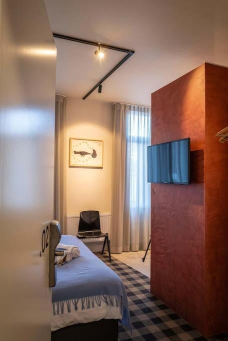 Excellent Studio for Two in Central Ghent Apartment in Ghent