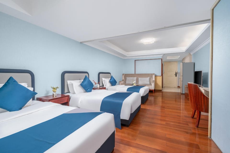 Bed, Photo of the whole room
