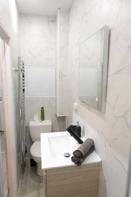Joli studio Clim & Wifi Apartment in Centre-Val de Loire